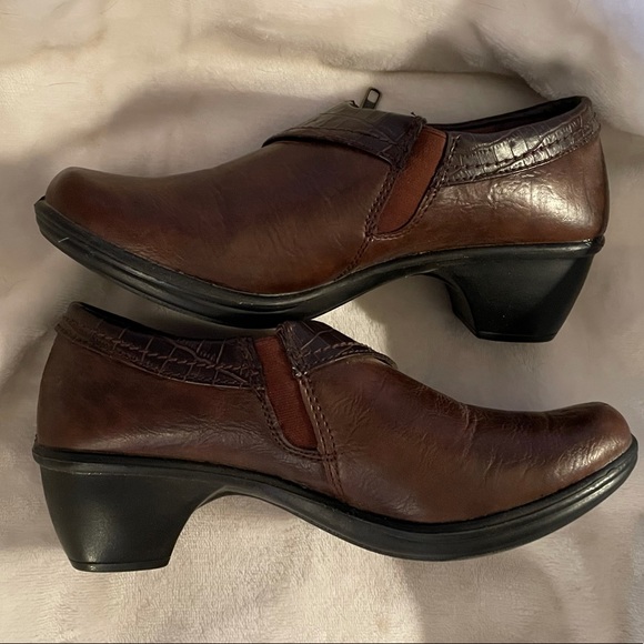 Sbicca of California Brady Ankle Booties - Picture 6 of 9